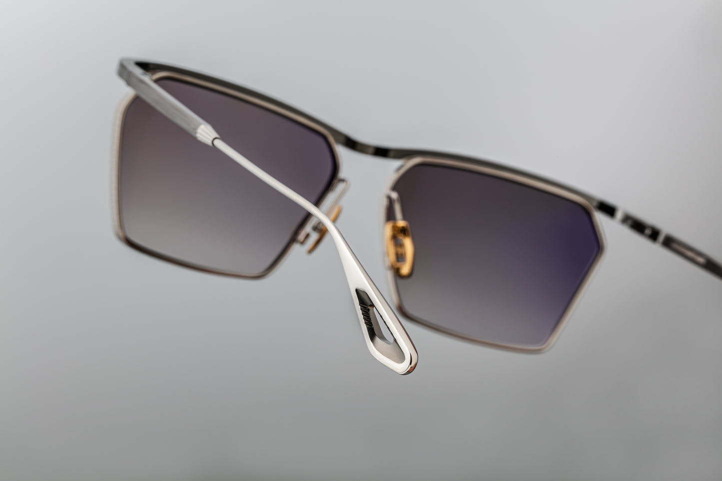 Jacques Marie Mage Bresson sunglasses in Frost.